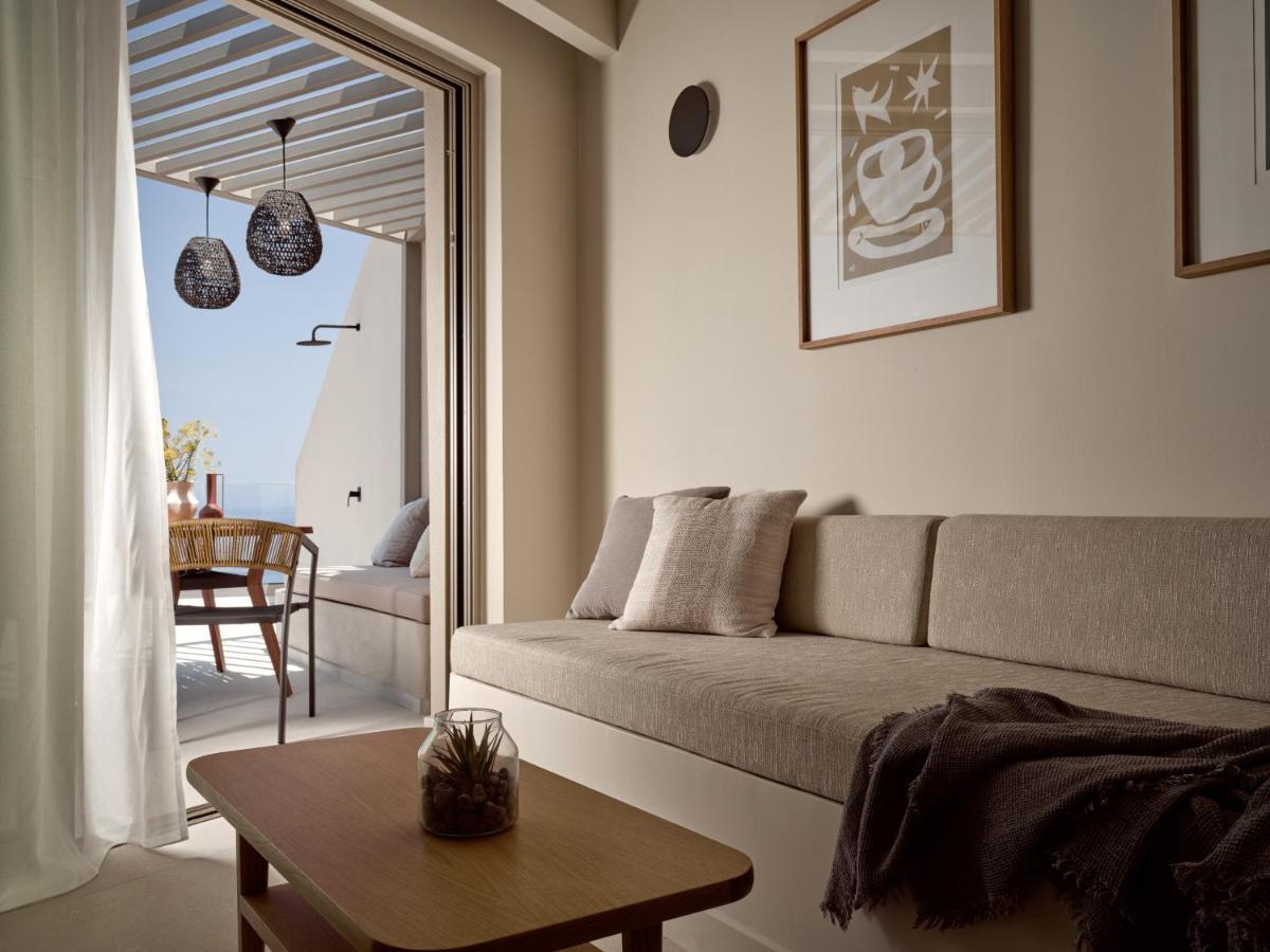 Yoma Cove Suites Volímai 외부 사진
